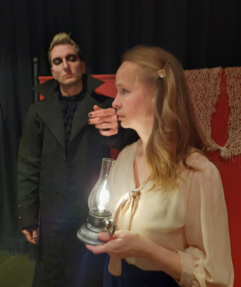 Dracula Dracula – Schauspiel von Uwe Grün nach dem Roman von Bram Stoker – Theater am Ring Rostock
